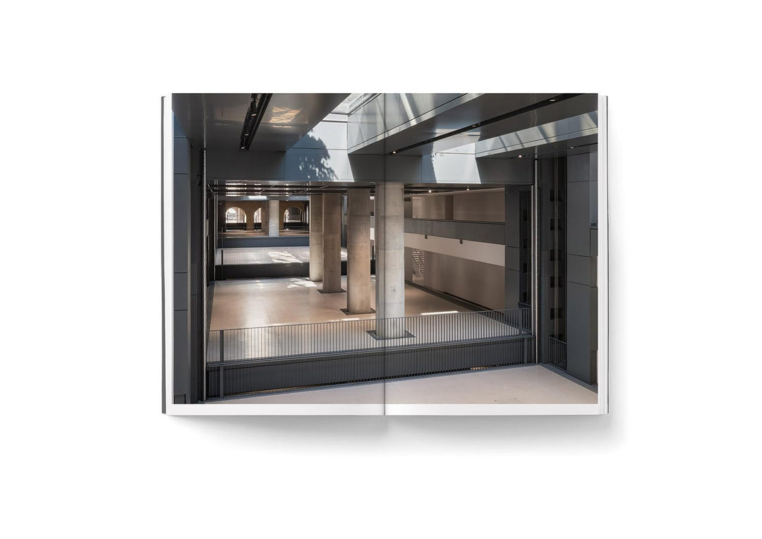 The Fondation Cartier pour l'art contemporain by Jean Nouvel